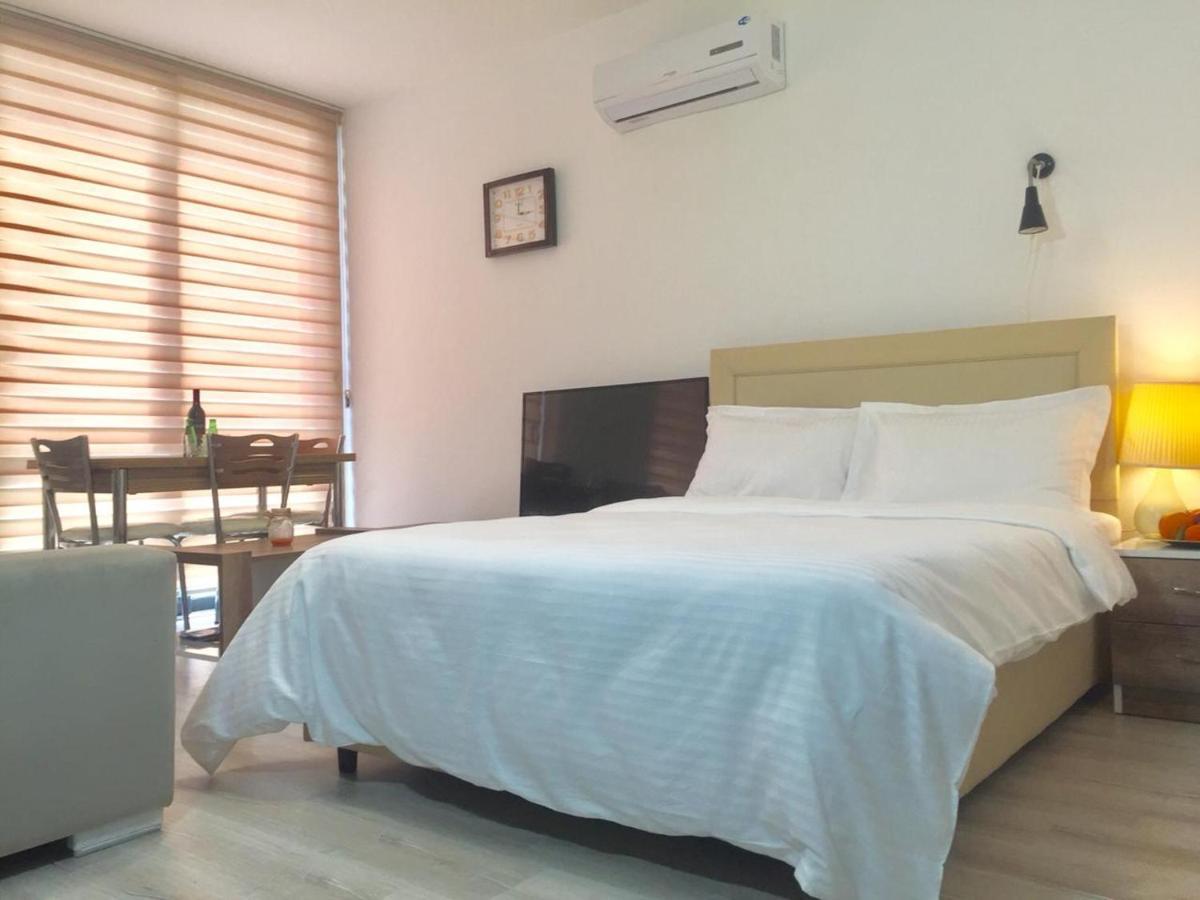 Uptown Holiday App & Pool Daily Rental Contactless Check In & Check Out Famagusta  Zewnętrze zdjęcie