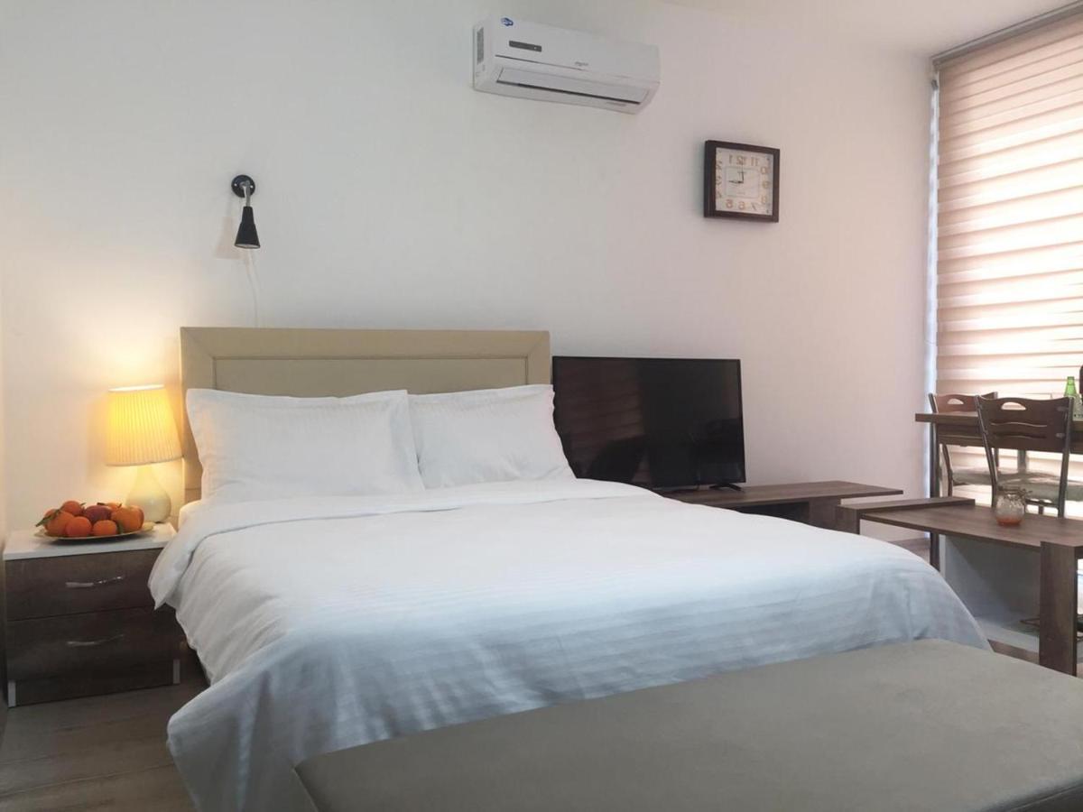 Uptown Holiday App & Pool Daily Rental Contactless Check In & Check Out Famagusta  Zewnętrze zdjęcie