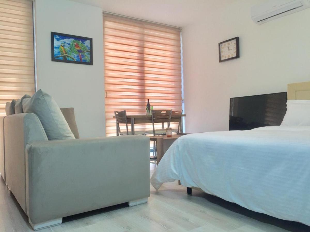 Uptown Holiday App & Pool Daily Rental Contactless Check In & Check Out Famagusta  Zewnętrze zdjęcie