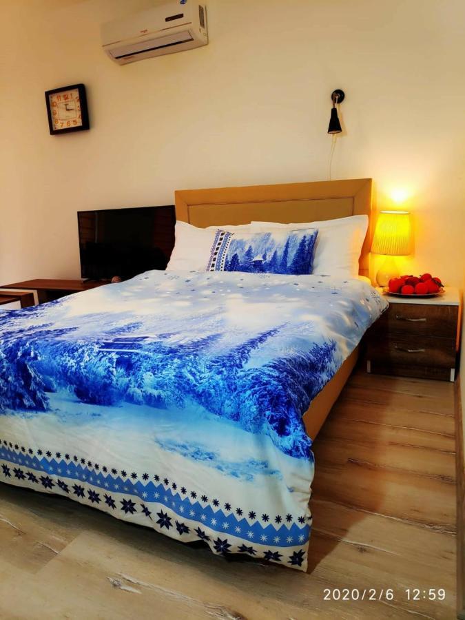 Uptown Holiday App & Pool Daily Rental Contactless Check In & Check Out Famagusta  Zewnętrze zdjęcie