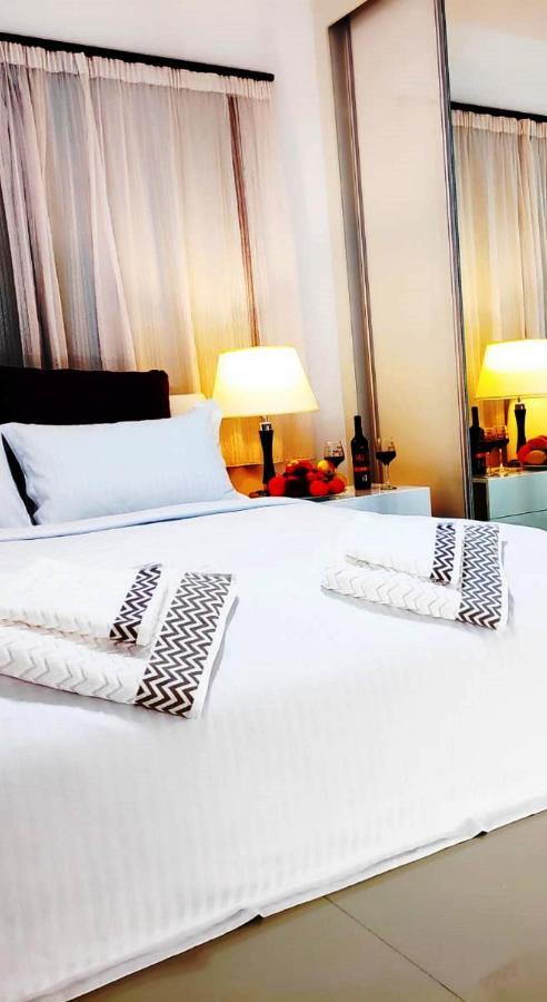 Uptown Holiday App & Pool Daily Rental Contactless Check In & Check Out Famagusta  Zewnętrze zdjęcie