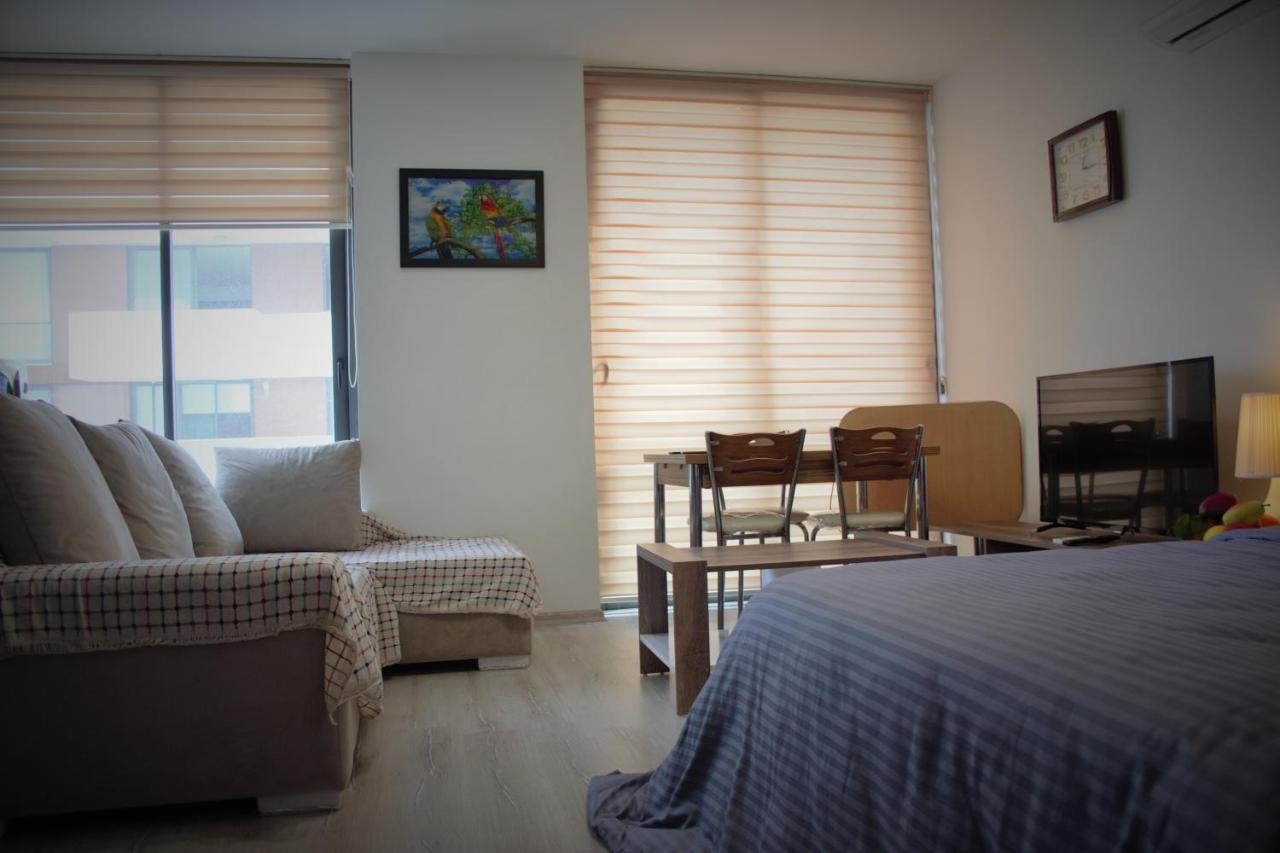 Uptown Holiday App & Pool Daily Rental Contactless Check In & Check Out Famagusta  Zewnętrze zdjęcie
