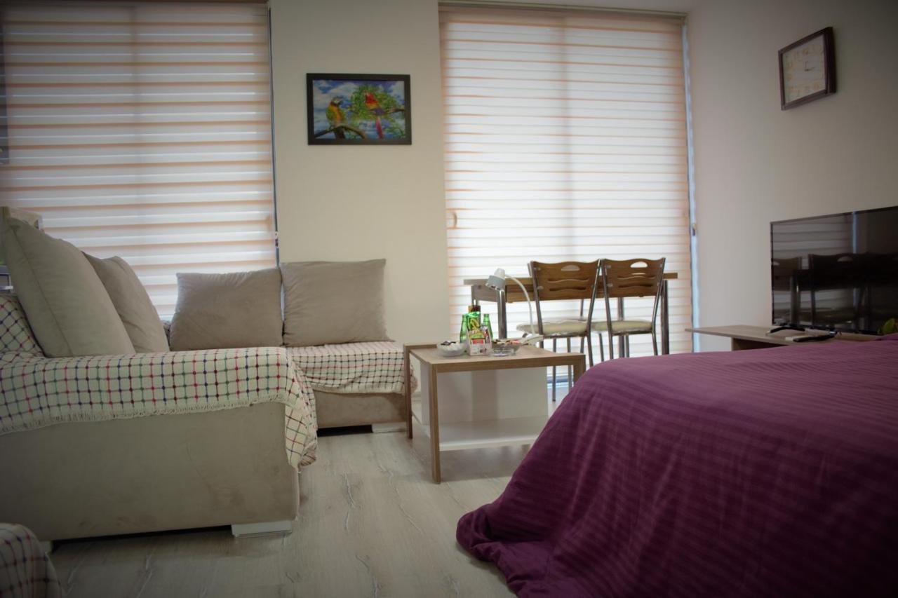 Uptown Holiday App & Pool Daily Rental Contactless Check In & Check Out Famagusta  Zewnętrze zdjęcie